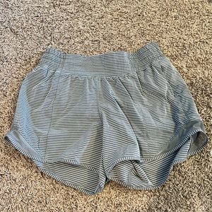 Grey Striped LuLuLemon Hotty Hot Shorts 4” Size 6